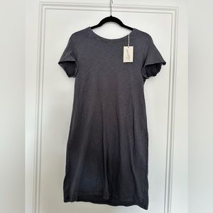 ✨New with Tags✨ universal threads grey T-shirt dress